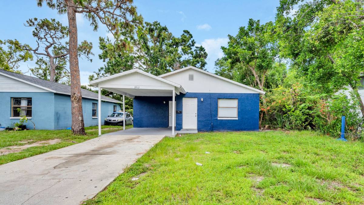 House for rent at 3912 10th Ave S, Saint Petersburg, FL 33711