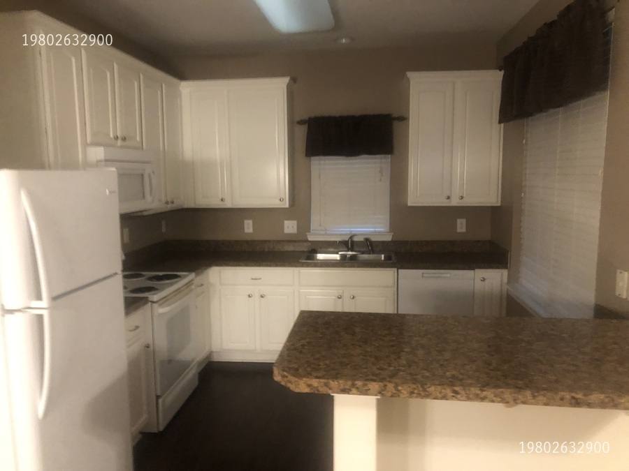 Townhouse for rent at 16659 Commons Creek Dr, Charlotte, NC 28277