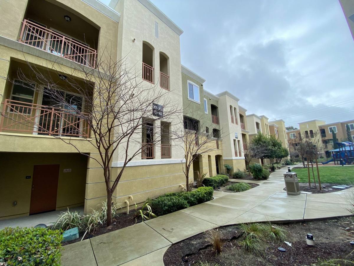 Apartment for rent at 4716 Norris Canyon Rd, San Ramon, CA 94583