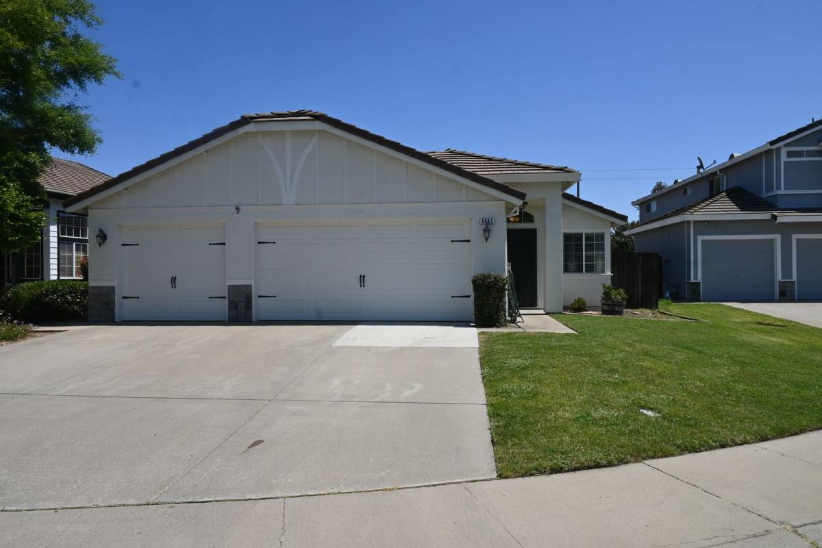 House for rent at 8981 Mandalay Court, Elk Grove, CA 95624