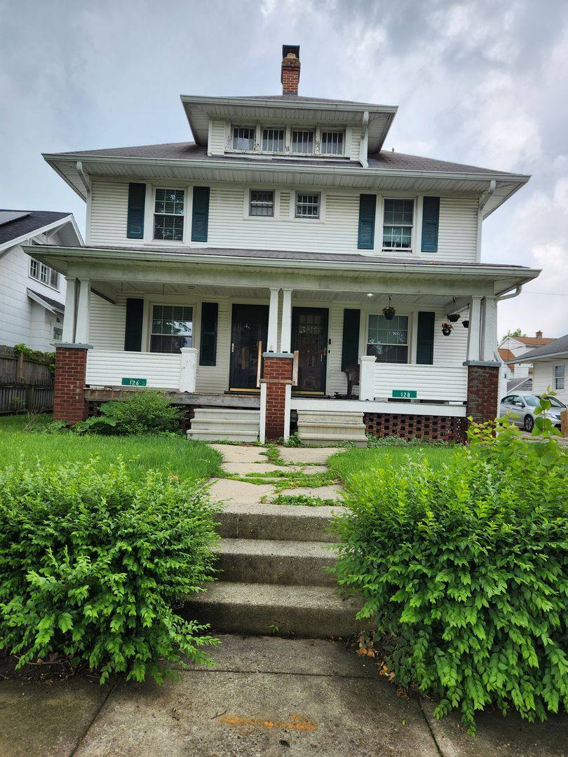 Apartment for rent at 126 Englewood Rd, Springfield, OH 45504