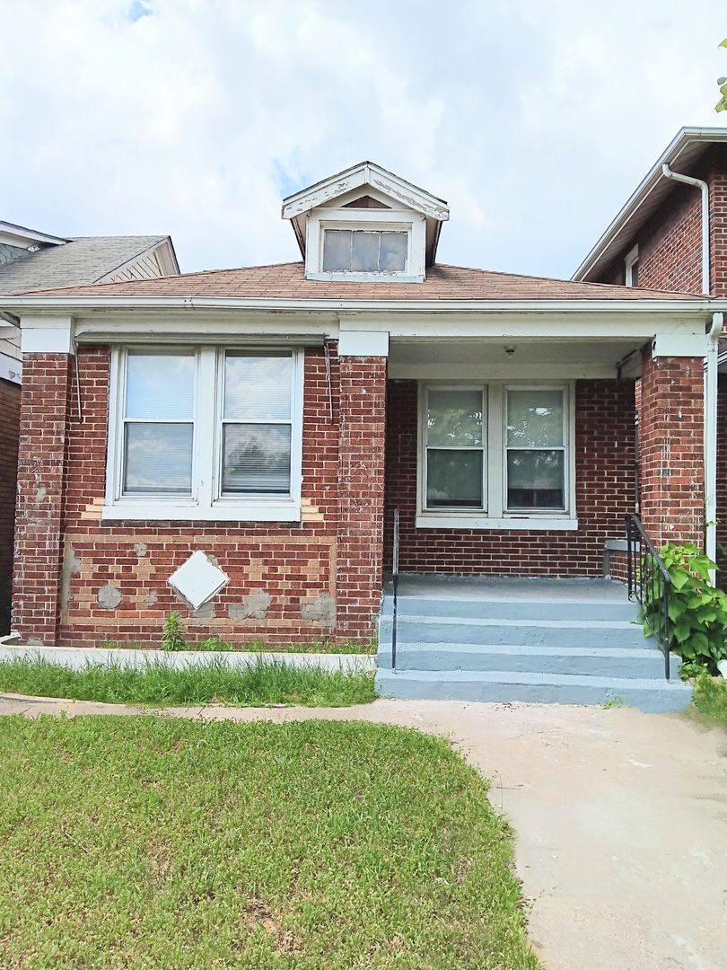 House for rent at 4430 Broadway St, Gary, IN 46408