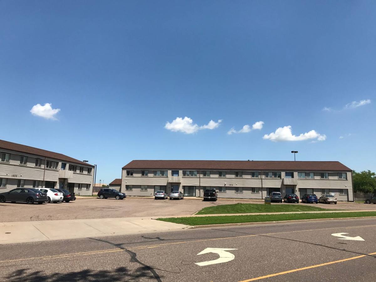 Apartment for rent at 1016 W Macarthur Ave, Eau Claire, WI 54701