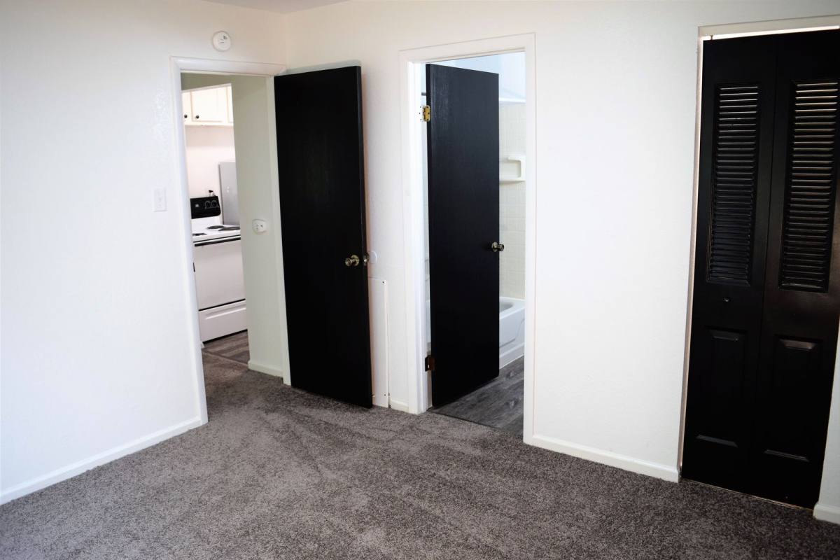 Apartment for rent at 201 Valley Ave, New Brighton, PA 15066