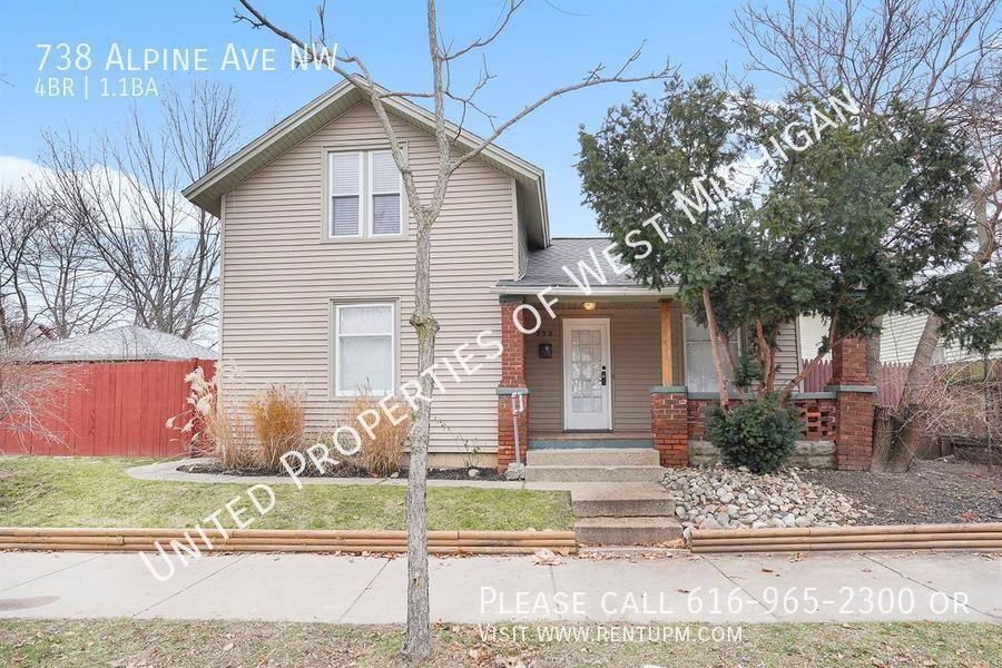 Apartment for rent at 738 Alpine Ave NW, Grand Rapids, MI 49504