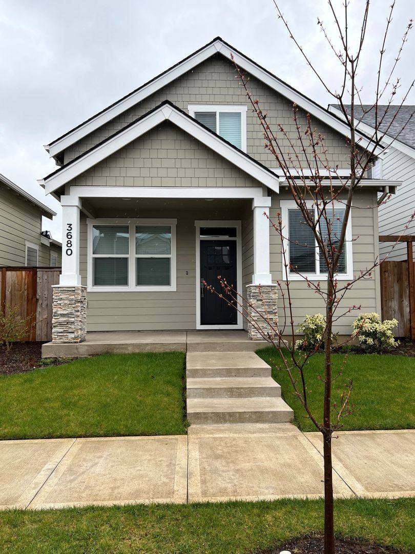 House for rent at 3680 NE Jacob St, McMinnville, OR 97128