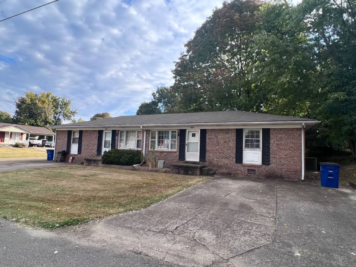 Apartment for rent at 402 Parrish St, Martin, TN 38237
