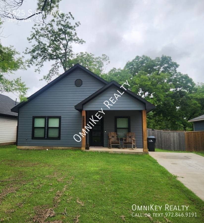 House for rent at 1625 S 8th Ave, Denison, TX 75021