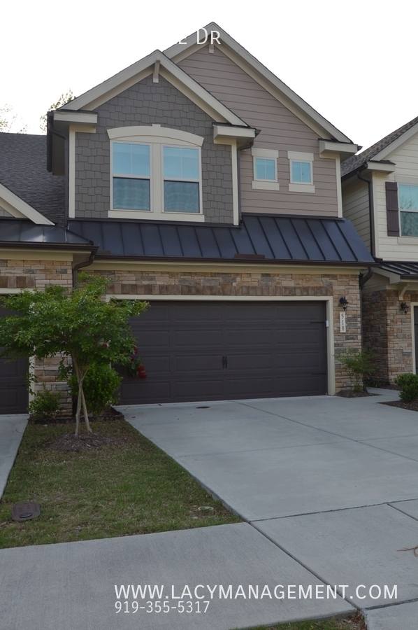 Townhouse for rent at 518 Rockcastle Dr, Cary, NC 27519