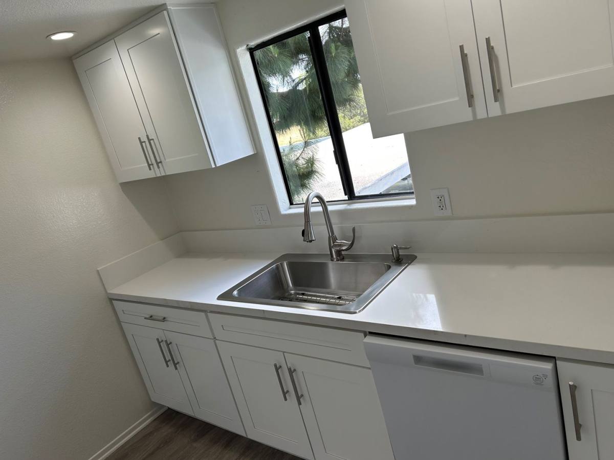 Apartment for rent at 210 Cedar Rd, Vista, CA 92083