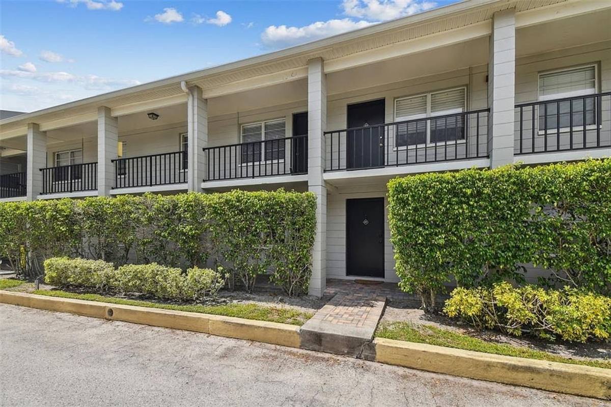Apartment for rent at 5221 Bayshore Blvd #46, Tampa, FL 33611