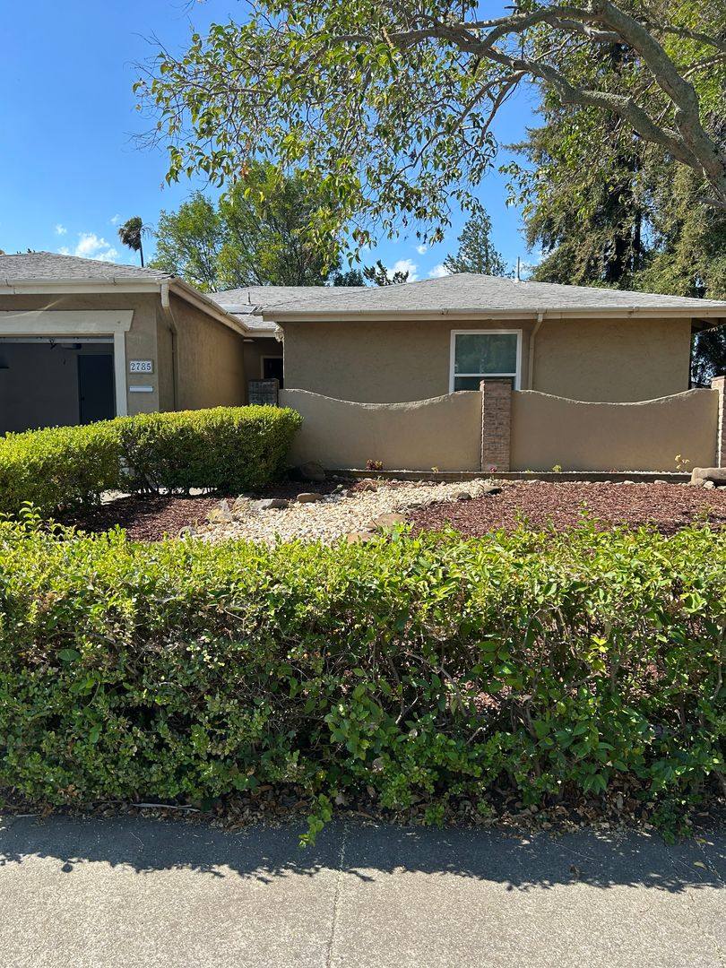 Apartment for rent at 2785 Owens St, Fairfield, CA 94534