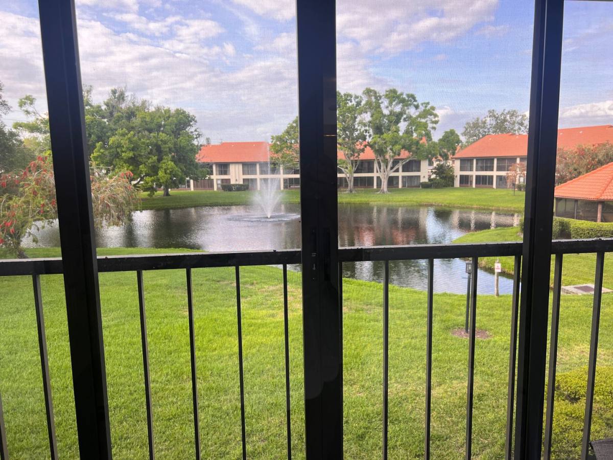 Condo for rent at 748 Avenida Estancia #B, Venice, FL 34292
