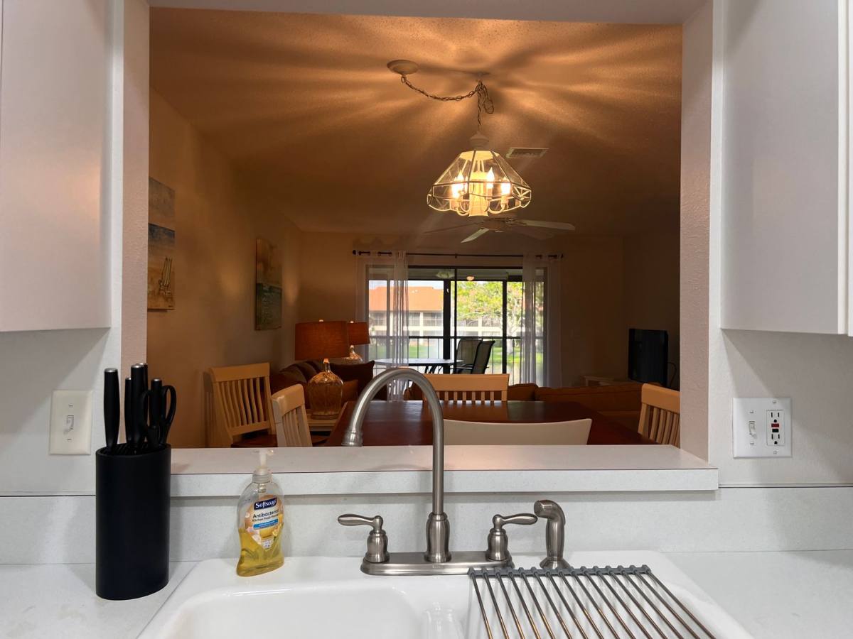 Townhouse for rent at 748 Avenida Estancia, Venice, FL 34292