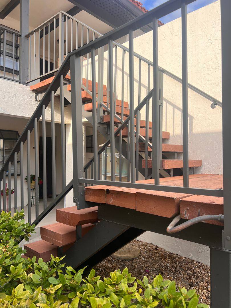 Townhouse for rent at 748 Avenida Estancia, Venice, FL 34292