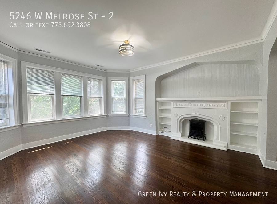 Apartment for rent at 5246 W Melrose St #2, Chicago, IL 60641