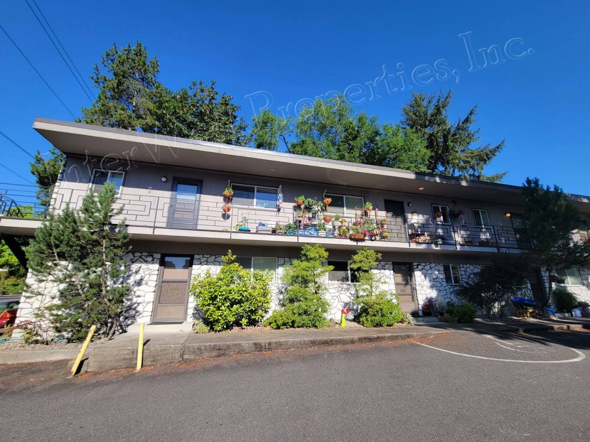 Apartment for rent at 12175 SW Allen Blvd, Beaverton, OR 97005