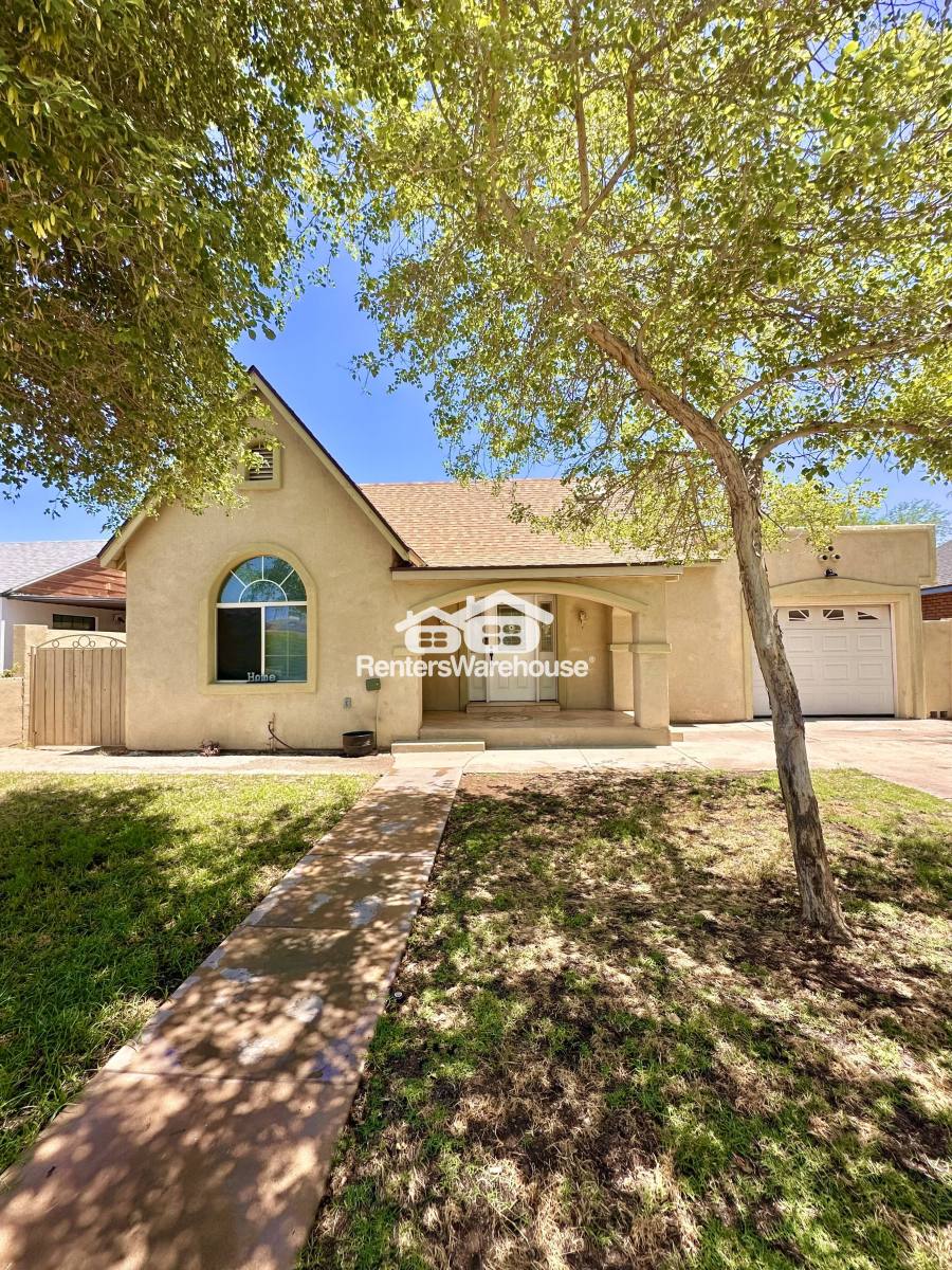 House for rent at 2325 N 8th St, Phoenix, AZ 85006