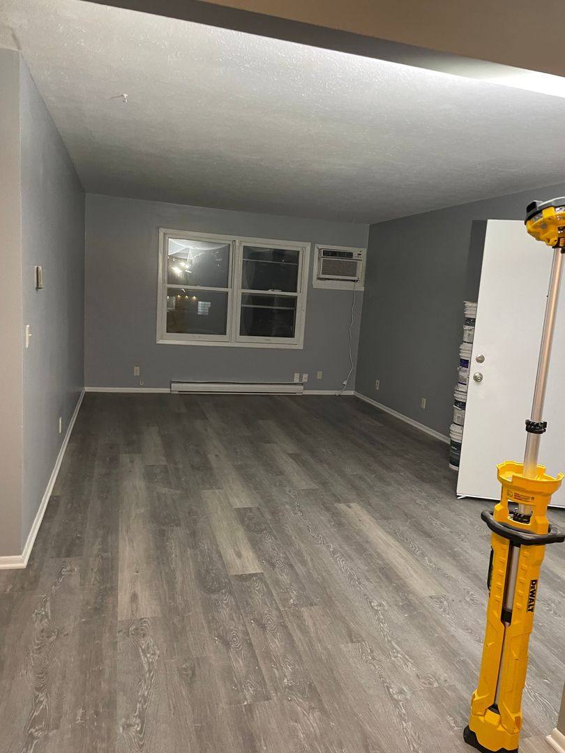 Apartment for rent at 122 Glass St, Oakland, IA 51560