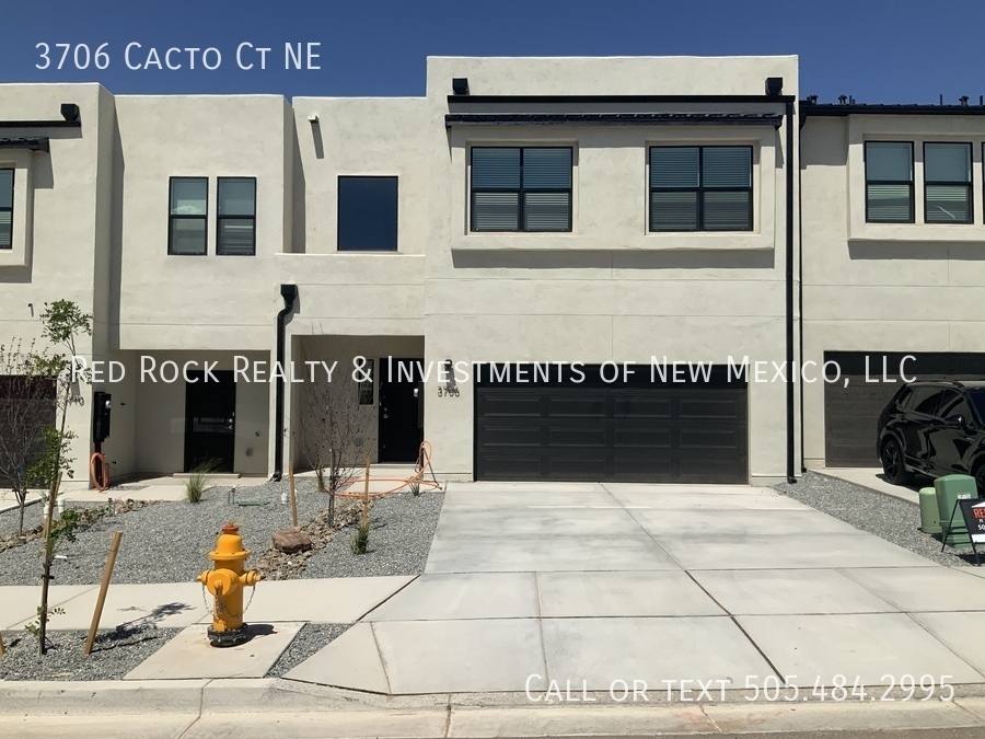 Townhouse for rent at 3706 Cacto Court NE, Rio Rancho, NM 87144