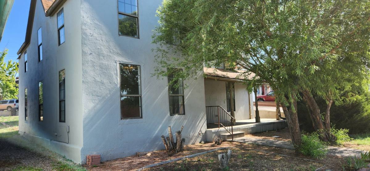 House for rent at 609 W 13th St, Pueblo, CO 81003