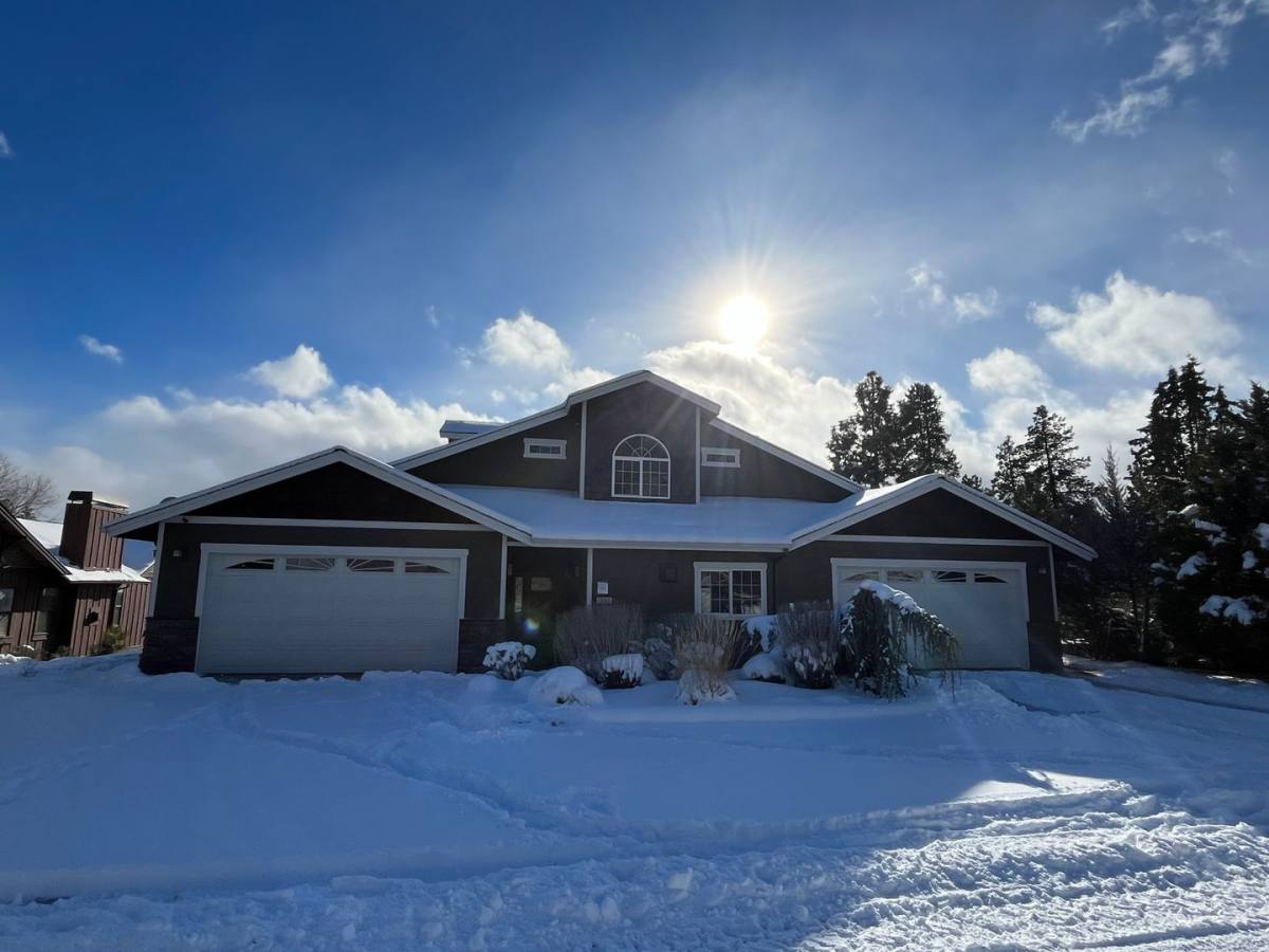 House for rent at 1385 NW Ogden Ave, Bend, OR 97703