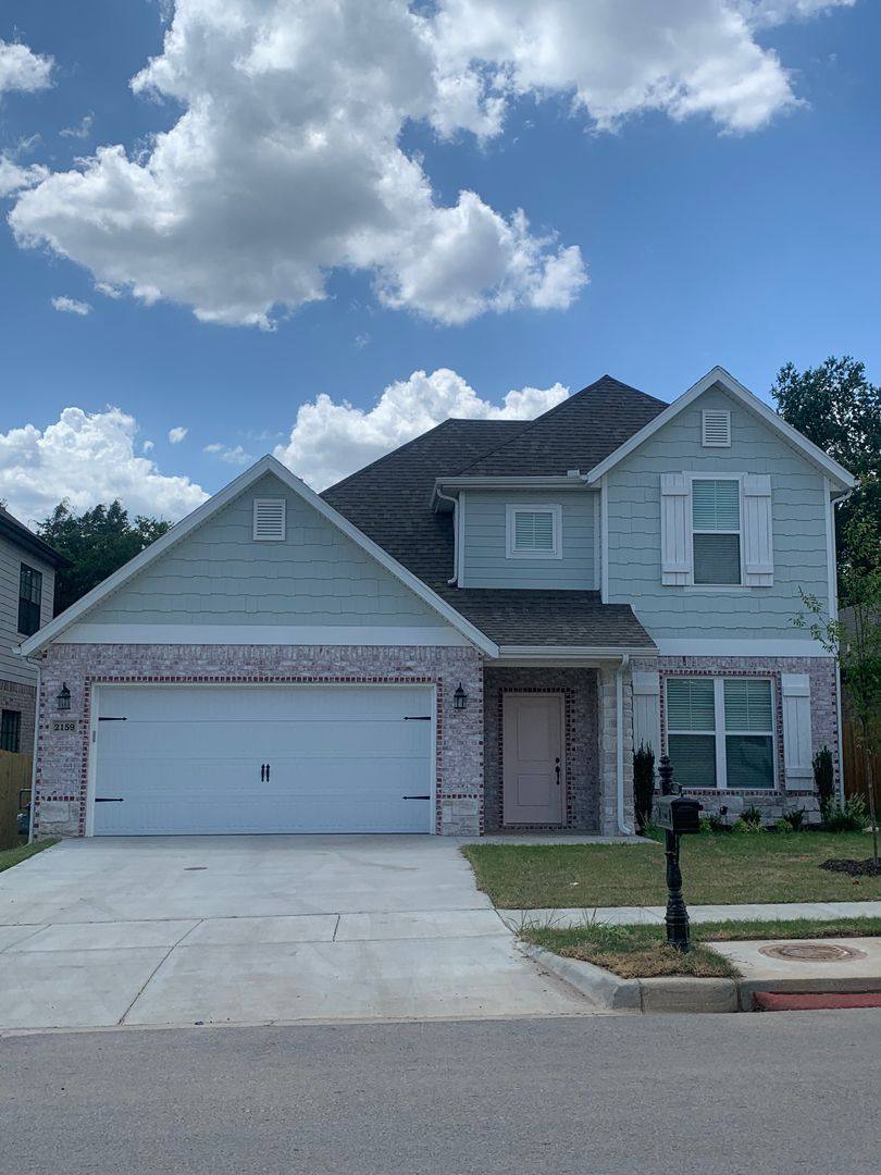 House for rent at 2159 N Woodlark Lane, Fayetteville, AR 72704