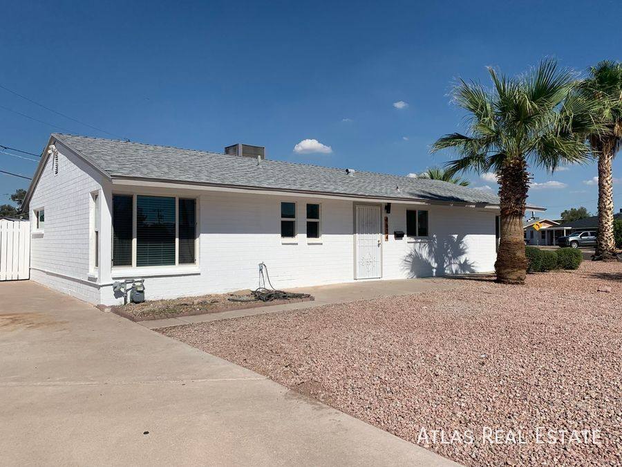 House for rent at 4624 E Almeria Rd, Phoenix, AZ 85008