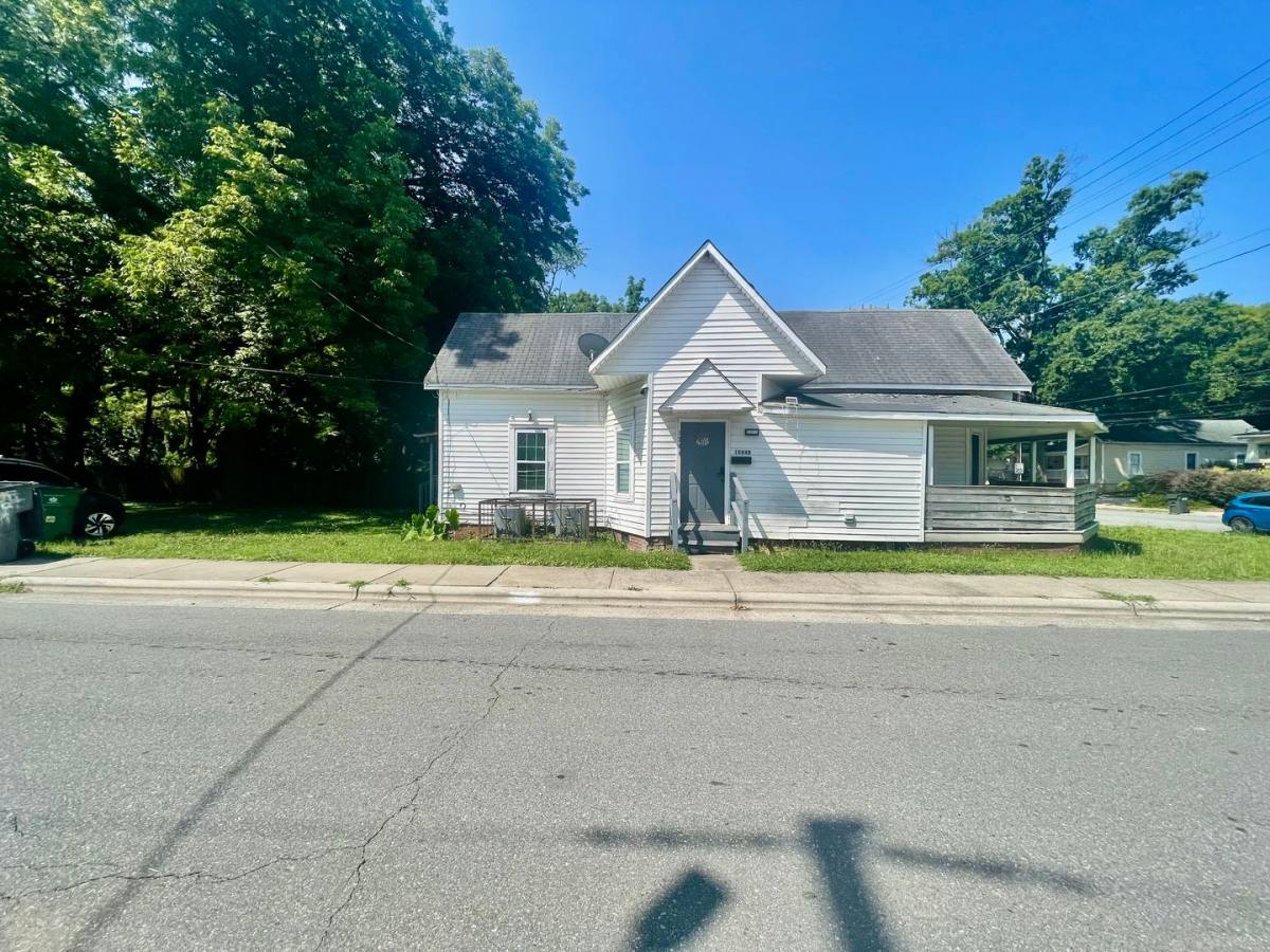 House for rent at 1244 Pegram St, Charlotte, NC 28205