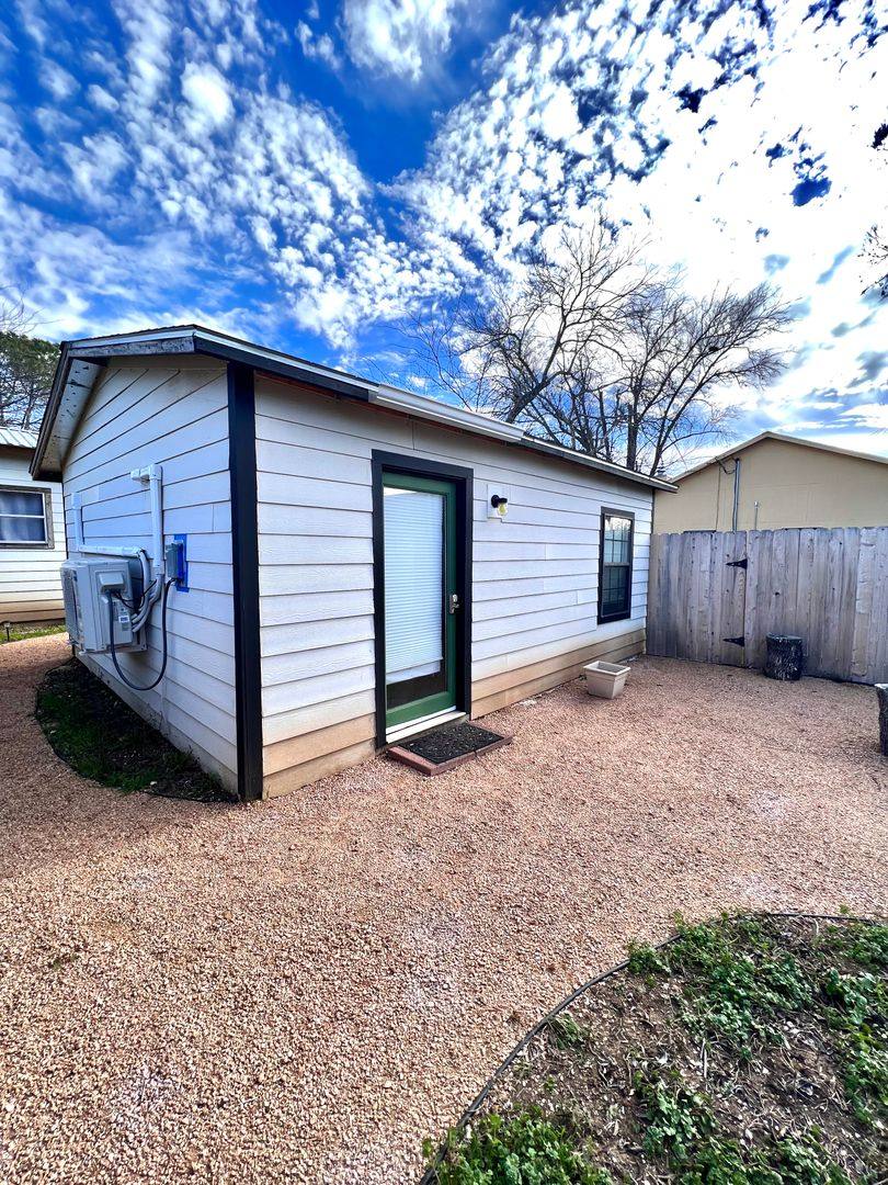 Apartment for rent at 924 N St, Kerrville, TX 78028