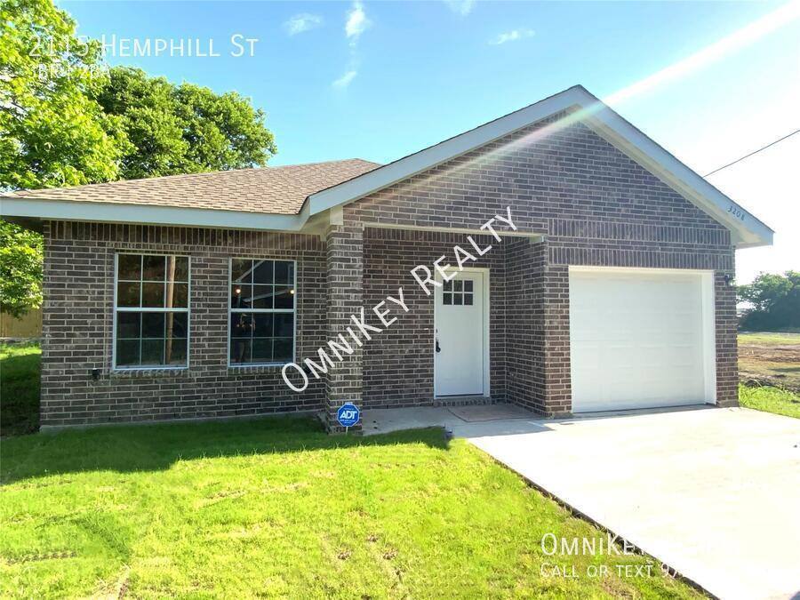 House for rent at 2115 Hemphill St, Greenville, TX 75401