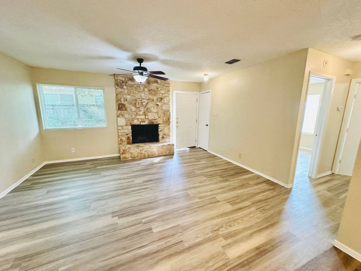 Apartment for rent at 12603 Turtle Rock Rd, Austin, TX 78729