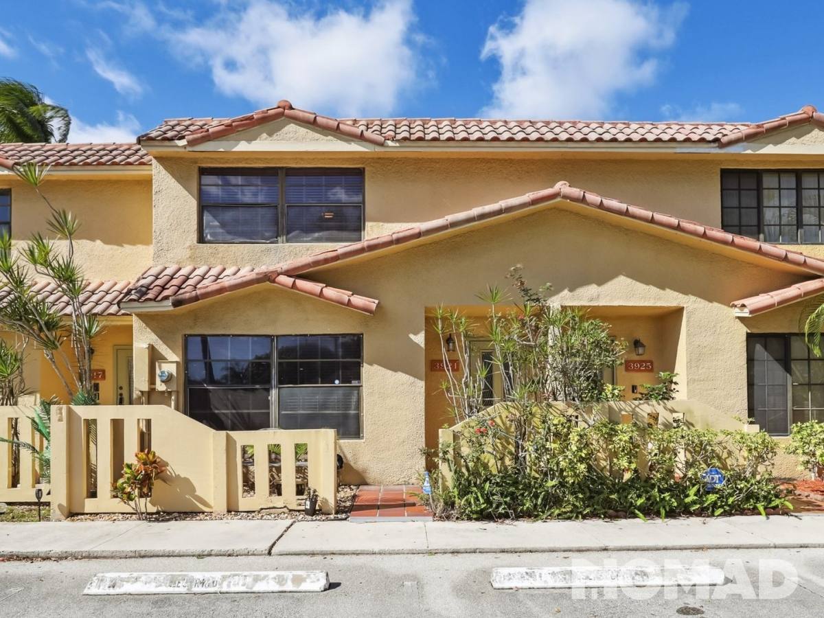 Townhouse for rent at 3921 NW 94th Ave, Fort Lauderdale, FL 33351