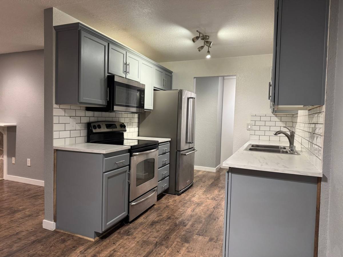 Condo for rent at 750 N 143rd St #B-5, Seattle, WA 98133