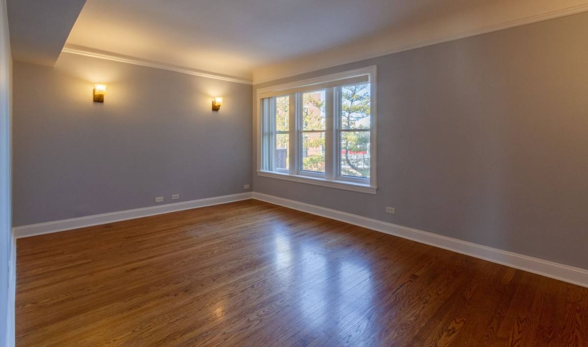Apartment for rent at 5726 N Mozart St #2A, Chicago, IL 60659
