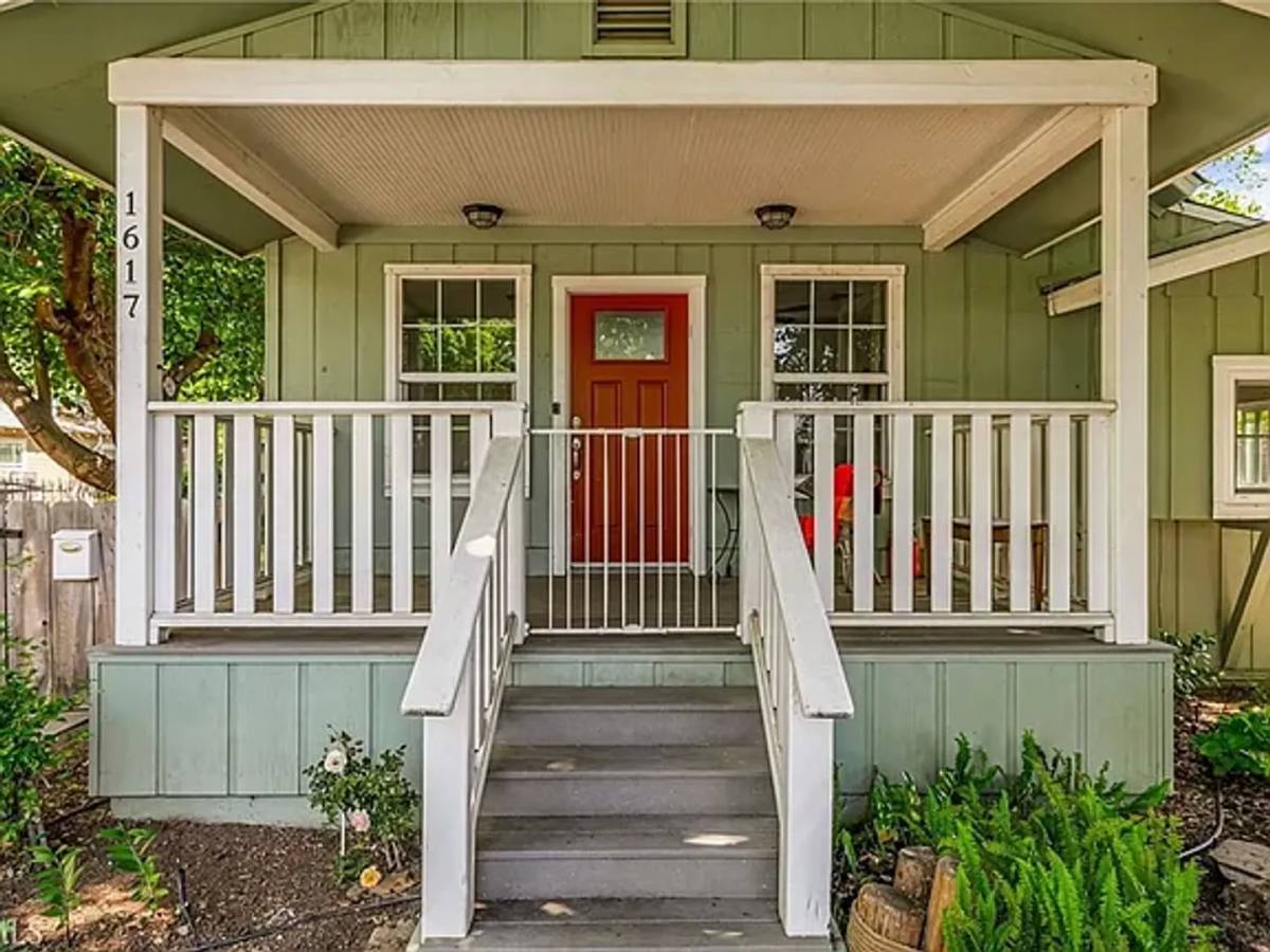 Townhouse for rent at 1617 Hemlock, Chico, CA 95928