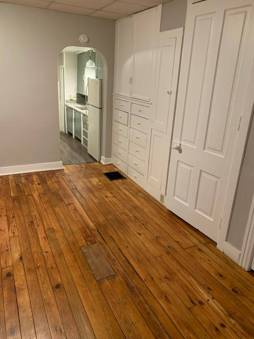 Apartment for rent at 427-429 W 16th St, Tyrone, PA 16686