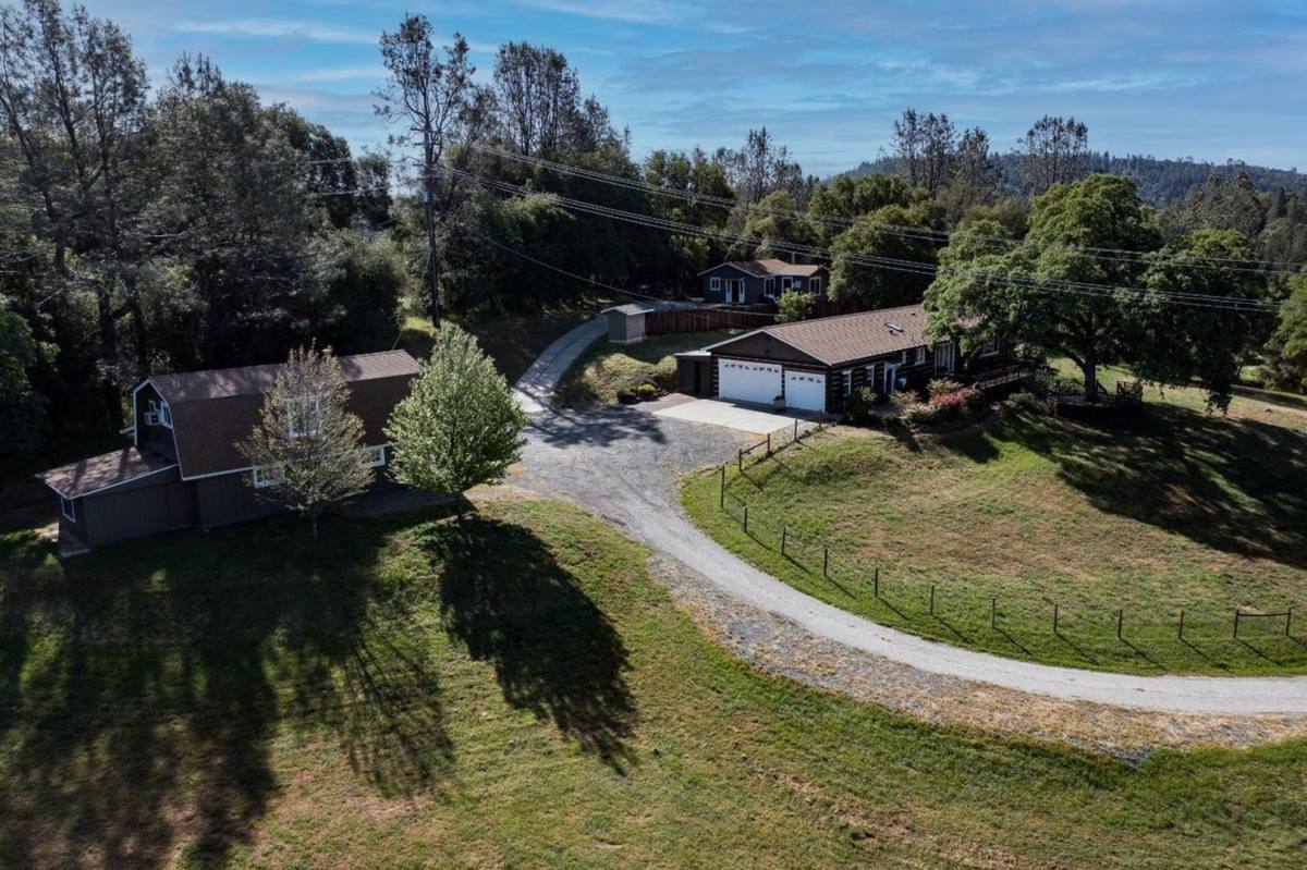 Apartment for rent at 21495 Armstrong Rd, Grass Valley, CA 95949