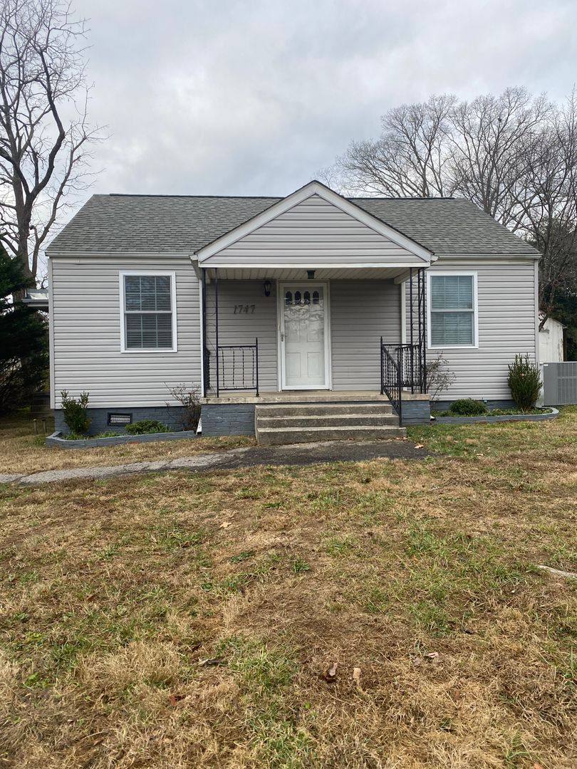 House for rent at 1747 N Wright Rd, Alcoa, TN 37701