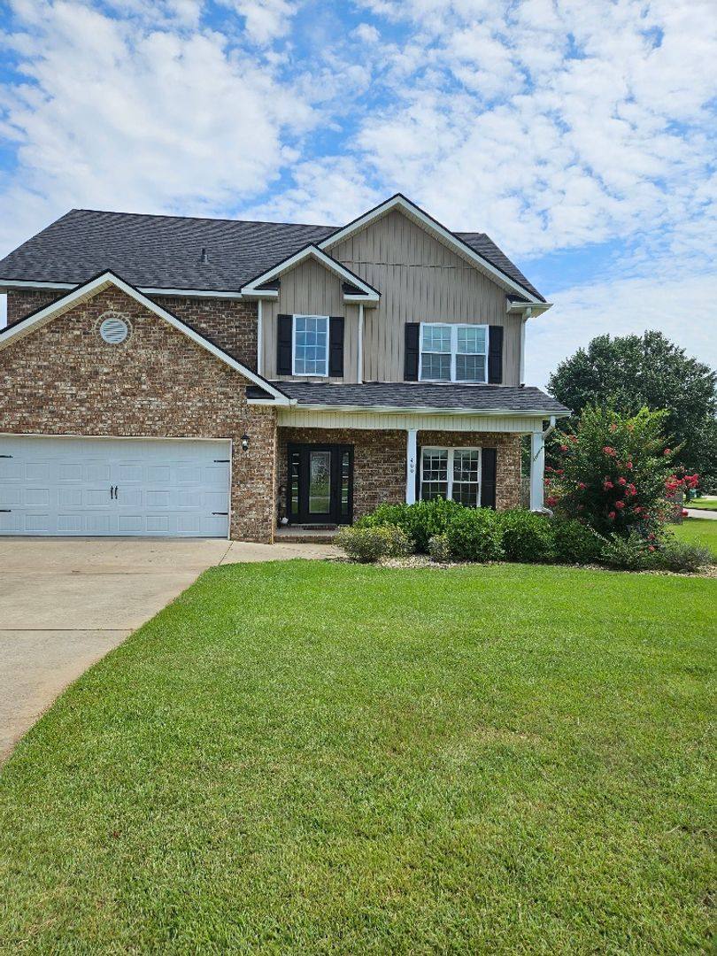 House for rent at 400 Buxton Circle, Kathleen, GA 31047