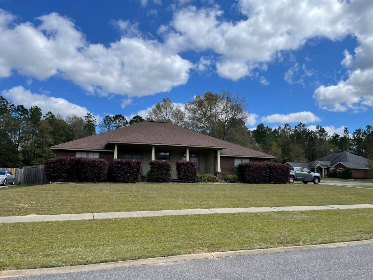 House for rent at 6081 Dragonfly Way, Crestview, FL 32536