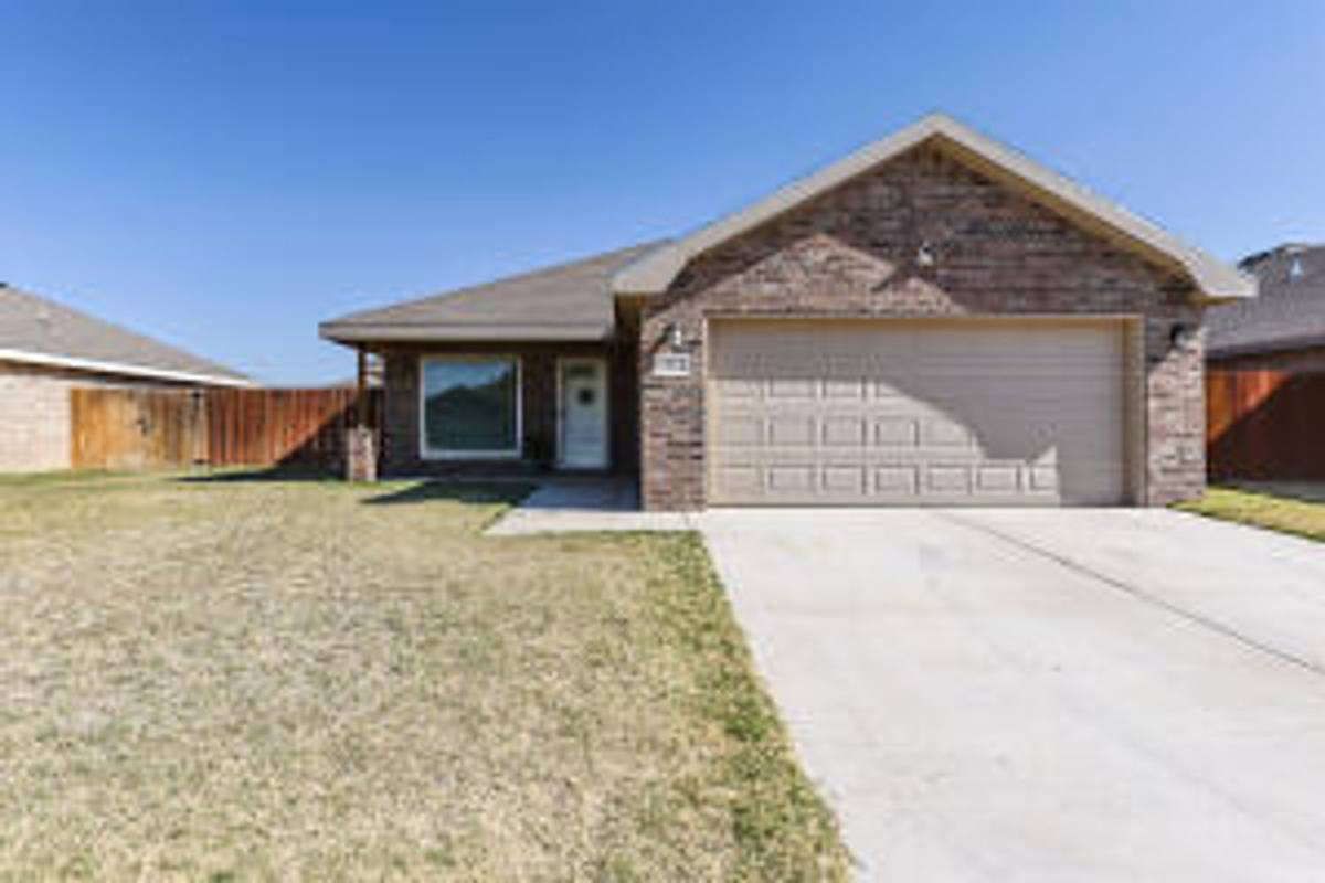 House for rent at 8812 16th St, Lubbock, TX 79416