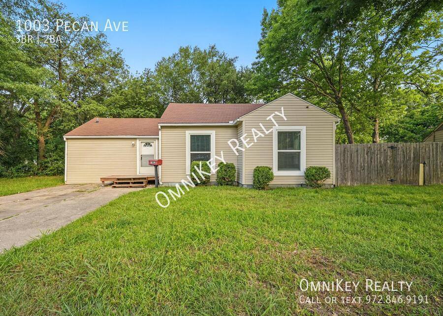 House for rent at 1003 Pecan Ave, Greenville, TX 75401