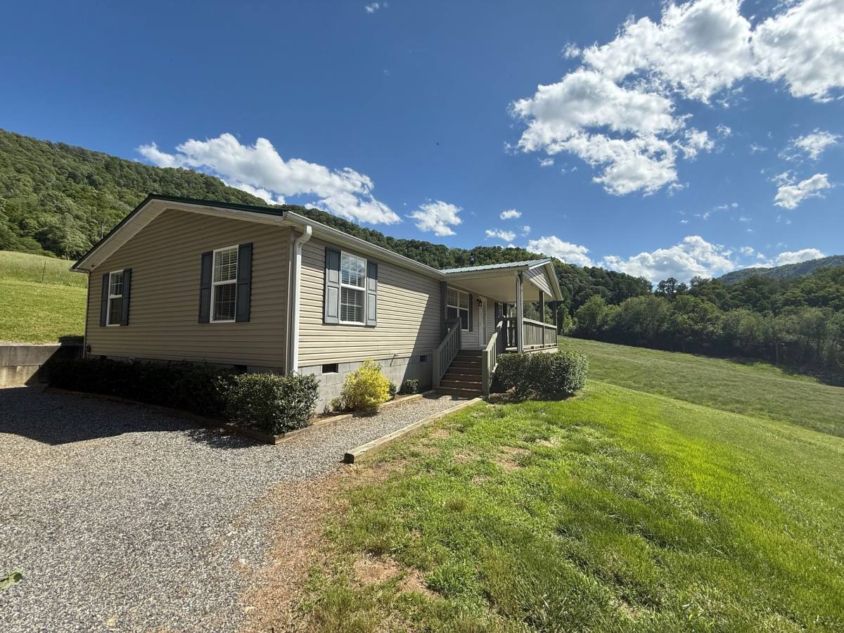 House for rent at 296 Willow Creek Rd, Leicester, NC 28748
