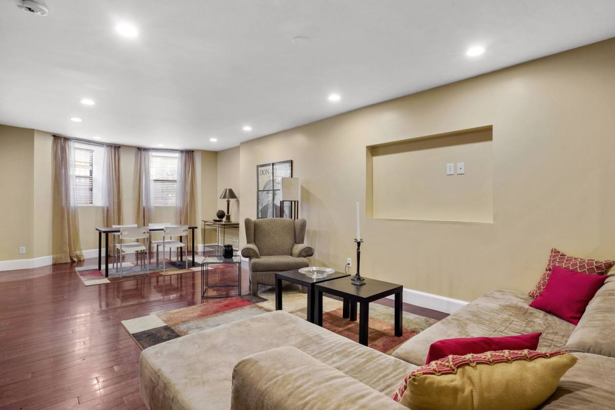 Apartment for rent at 685 Massachusetts Ave #1, Boston, MA 02118