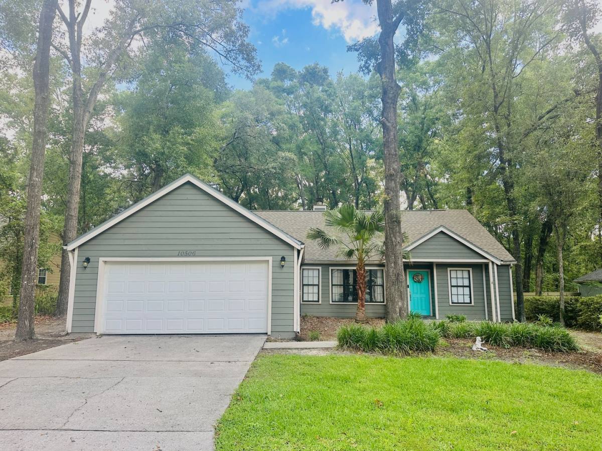 House for rent at 10506 SW 55th Place, Gainesville, FL 32608