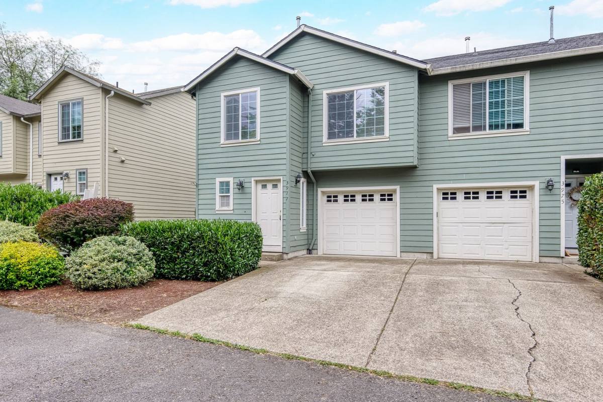 Townhouse for rent at 3977 SW 180th Terrace, Beaverton, OR 97078