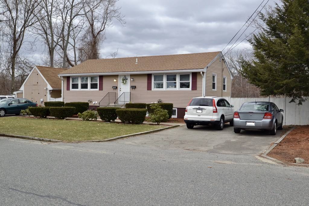 Townhouse for rent at 99 Central, Woburn, MA 01801
