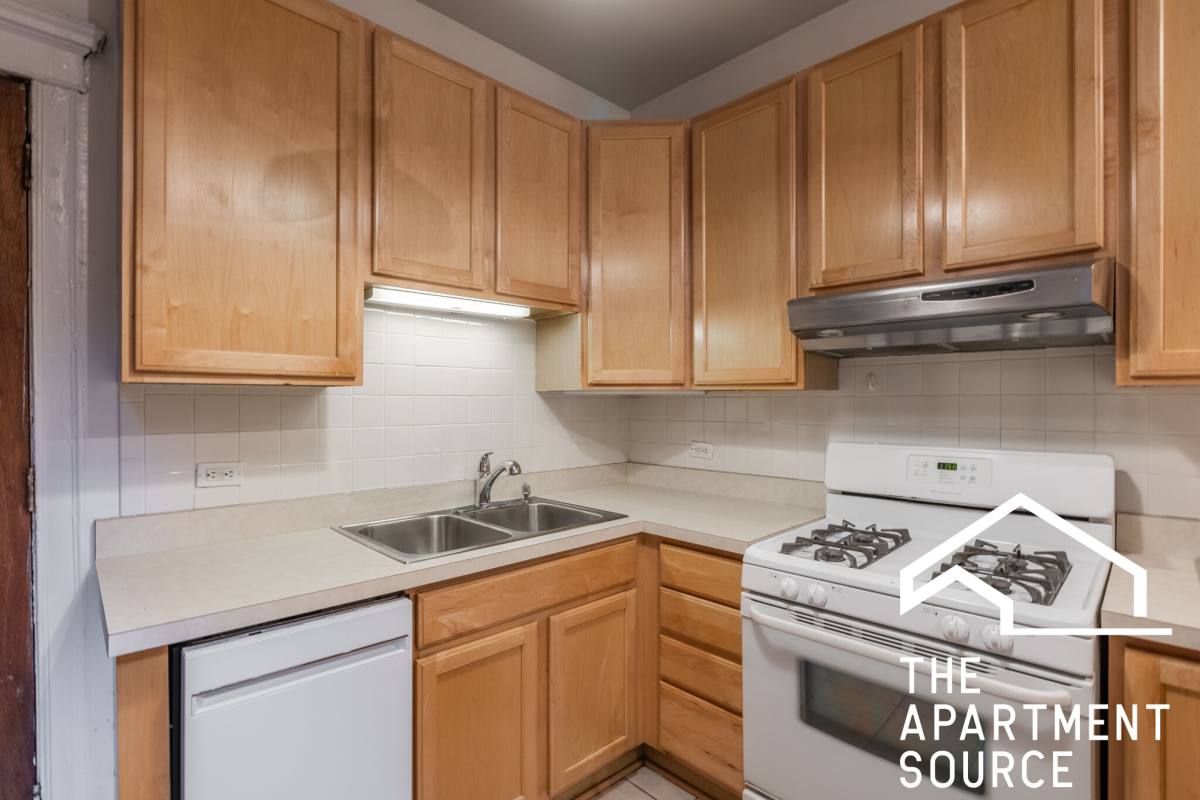 Apartment for rent at 1216 N Dearborn St #A2, Chicago, IL 60610