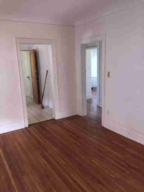 Apartment for rent at 715 10th Ave SE, Minneapolis, MN 55414